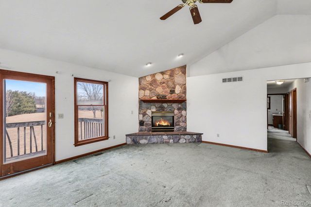 3932 Thomas Road, Oxford Charter Township, MI 48371
