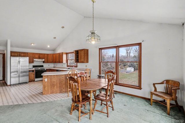 3932 Thomas Road, Oxford Charter Township, MI 48371