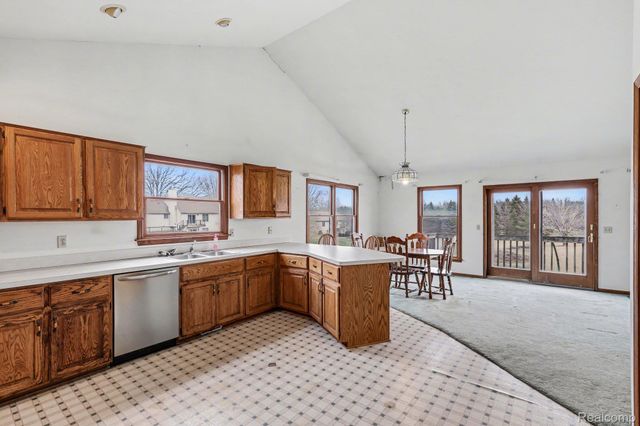 3932 Thomas Road, Oxford Charter Township, MI 48371