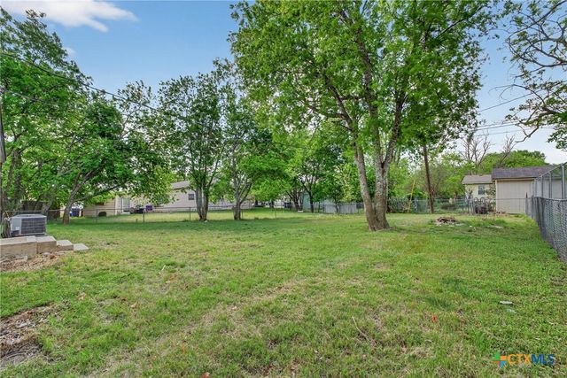 2101 Urbantke Lane, Copperas Cove, TX 76522