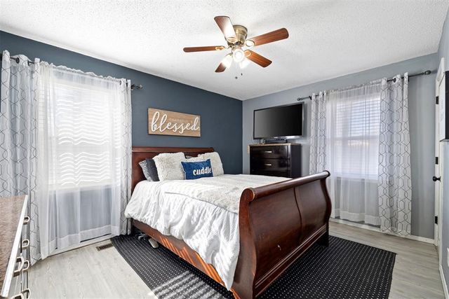 1424 NW 104th Terrace, Oklahoma City, OK 73114