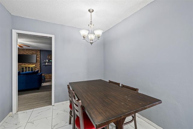 1424 NW 104th Terrace, Oklahoma City, OK 73114