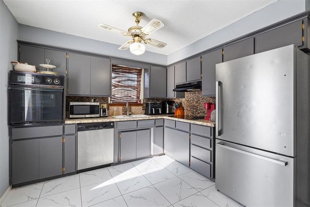 1424 NW 104th Terrace, Oklahoma City, OK 73114