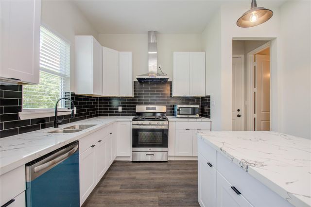 4916 Sunbeam Street, Houston, TX 77033