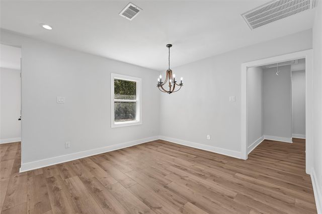 318 Shady Lake Drive, Houston, TX 77336