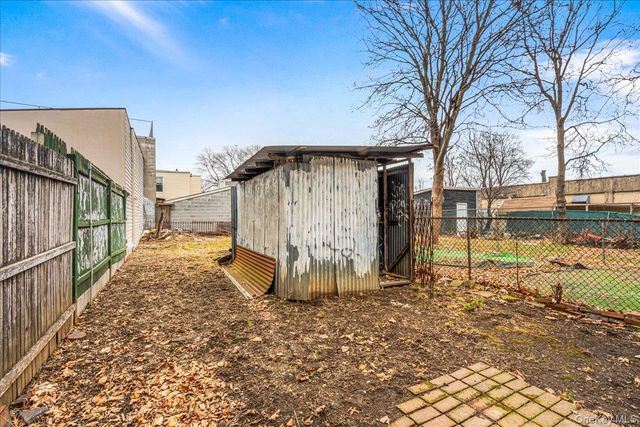 8921 129th Street, Richmond Hill, NY 11418