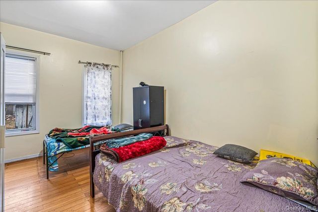 8921 129th Street, Richmond Hill, NY 11418