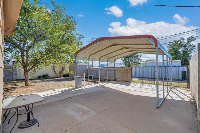 2415 11th St, Odessa, TX 79763