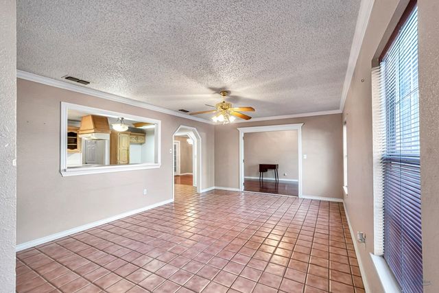 2415 11th St, Odessa, TX 79763