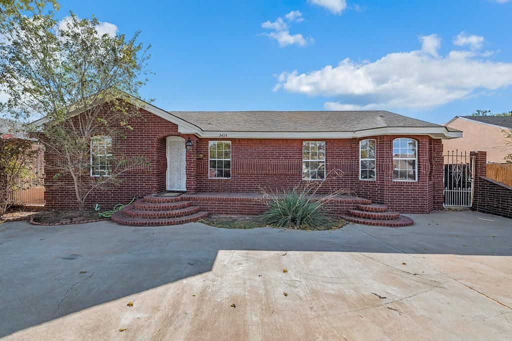 2415 11th St, Odessa, TX 79763