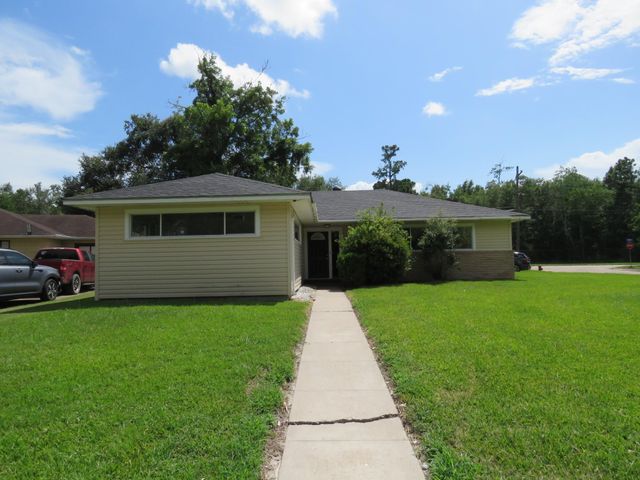 2313 Mckee Drive, Orange, TX 77630