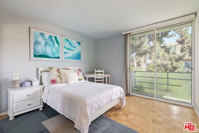 2223 S Bentley Avenue 202, Los Angeles, CA 90064