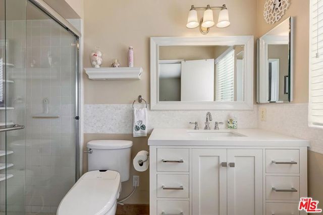 2223 S Bentley Avenue 202, Los Angeles, CA 90064