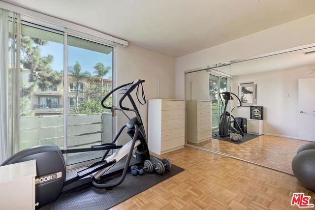 2223 S Bentley Avenue 202, Los Angeles, CA 90064