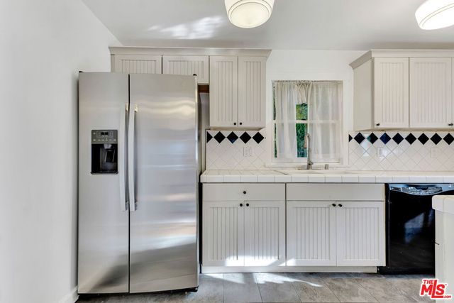 6117 Glen Holly Street, Los Angeles, CA 90068