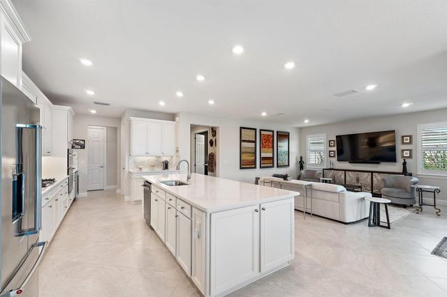 10211 SW Pervenche Lane, Port St. Lucie, FL 34987