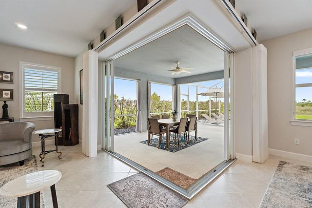 10211 SW Pervenche Lane, Port St. Lucie, FL 34987