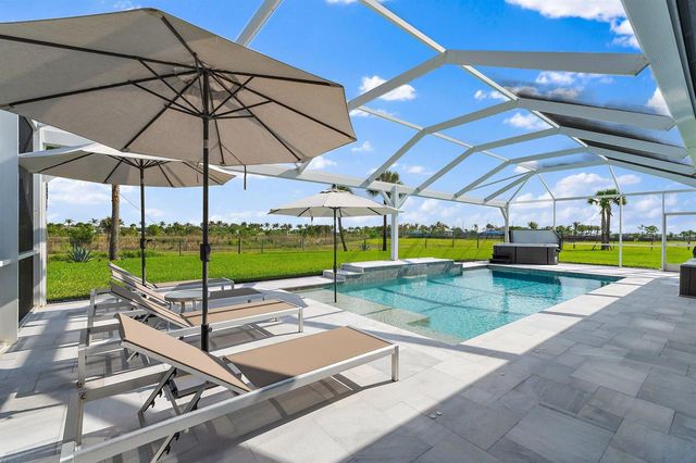 10211 SW Pervenche Lane, Port St. Lucie, FL 34987