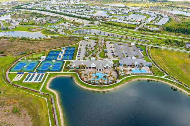 10211 SW Pervenche Lane, Port St. Lucie, FL 34987