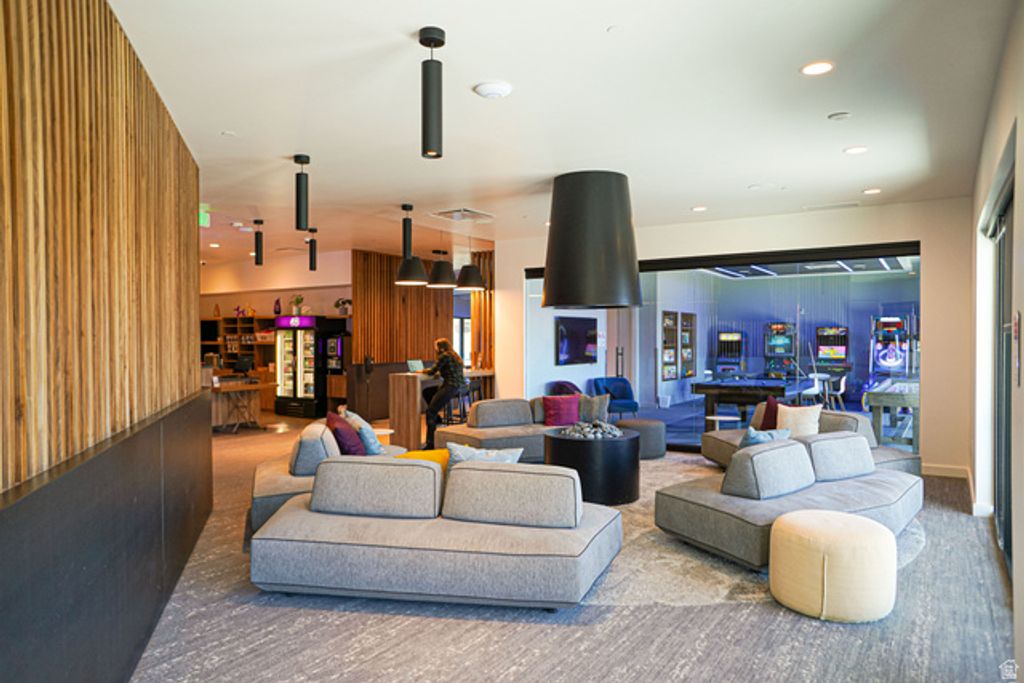 Image 3 of property listing at 2670 W CANYONS RESORT DR #410 #410, Park City, UT 84098