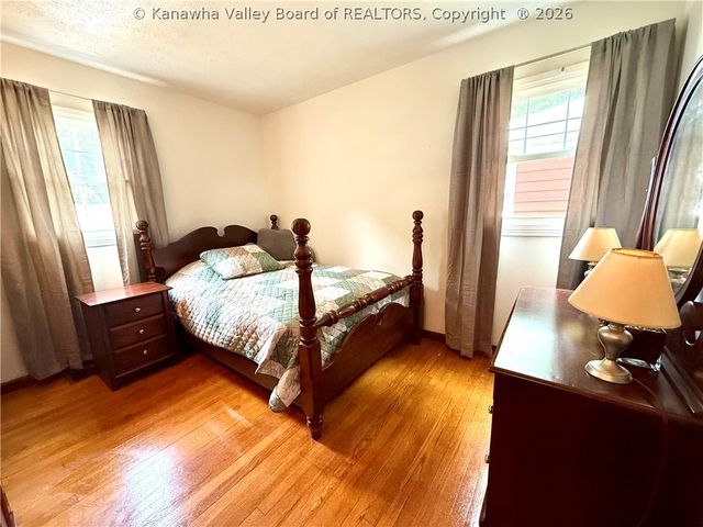 608 Granada Way, Charleston, WV 25304