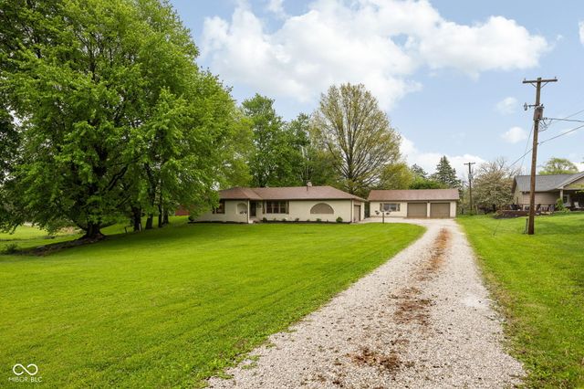 211 Hillview Drive, Jamestown, IN 46147