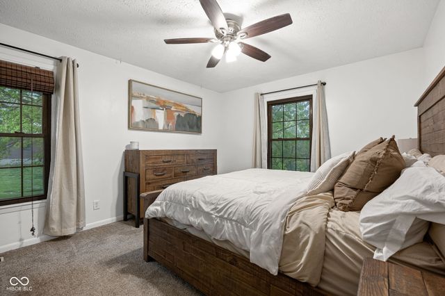 211 Hillview Drive, Jamestown, IN 46147
