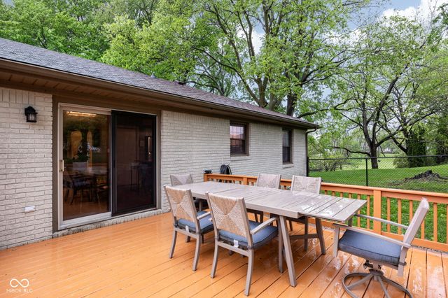 211 Hillview Drive, Jamestown, IN 46147