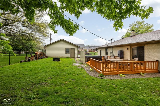 211 Hillview Drive, Jamestown, IN 46147