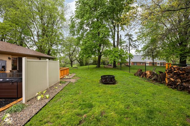 211 Hillview Drive, Jamestown, IN 46147