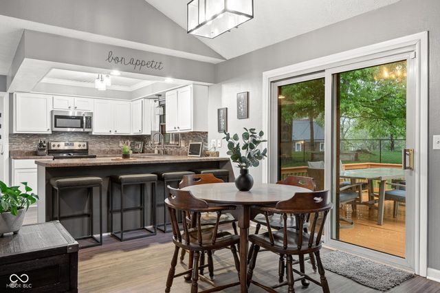 211 Hillview Drive, Jamestown, IN 46147