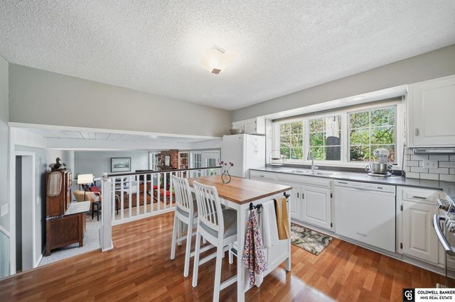 2411 S 74th Street, Lincoln, NE 68506