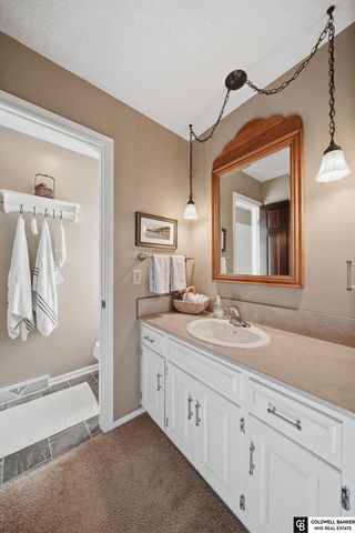 2411 S 74th Street, Lincoln, NE 68506