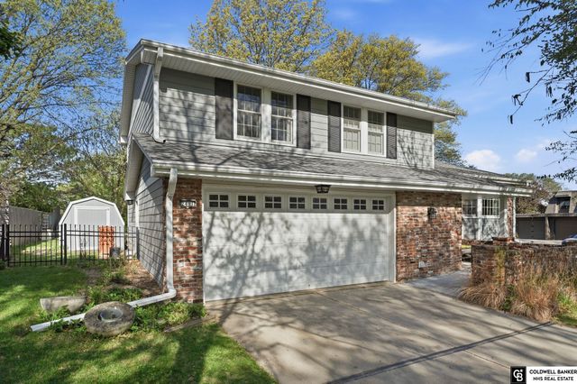 2411 S 74th Street, Lincoln, NE 68506