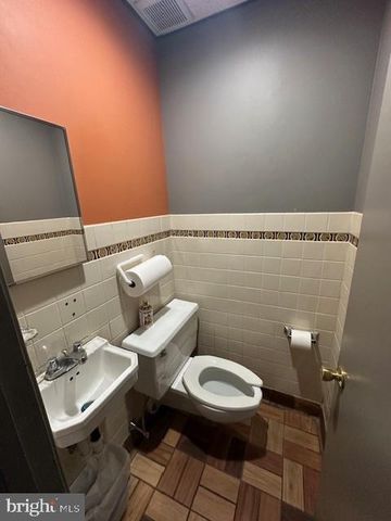 8232 WEST CHESTER PIKE, Upper Darby, PA 19082
