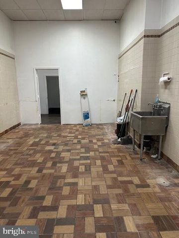 8232 WEST CHESTER PIKE, Upper Darby, PA 19082