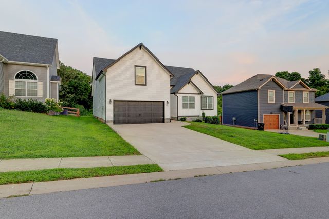 164 Bonnell Dr, Clarksville, TN 37042