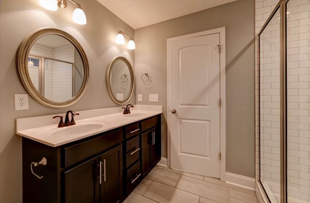 164 Bonnell Dr, Clarksville, TN 37042