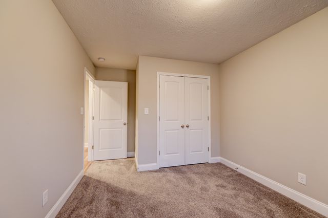 164 Bonnell Dr, Clarksville, TN 37042