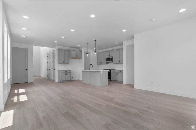 1548 N 3300 W, Provo, UT 84601