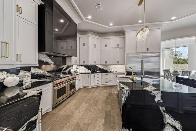 10 Castle Terrace Lane, Richmond, TX 77469