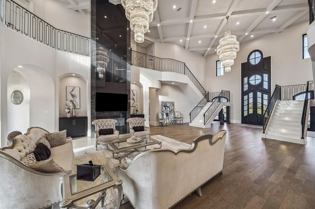 10 Castle Terrace Lane, Richmond, TX 77469