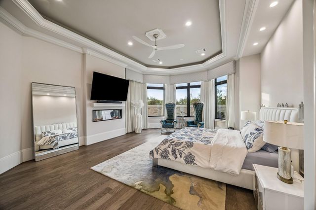 10 Castle Terrace Lane, Richmond, TX 77469