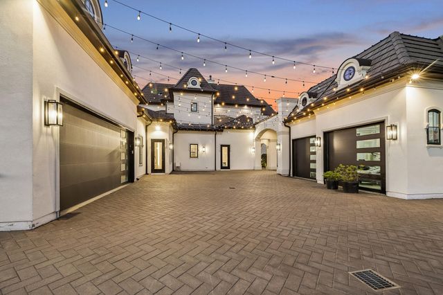 10 Castle Terrace Lane, Richmond, TX 77469