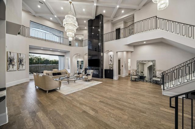 10 Castle Terrace Lane, Richmond, TX 77469