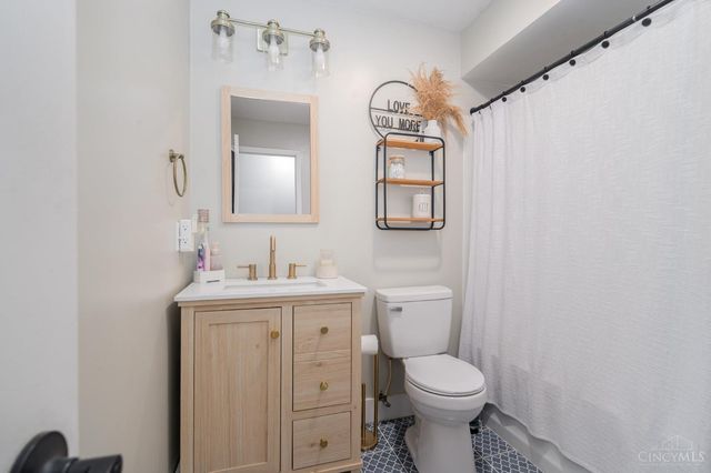 180 Wexford Drive, Monroe, OH 45050