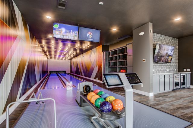 2534 Carmelita Street, Dallas, TX 75212