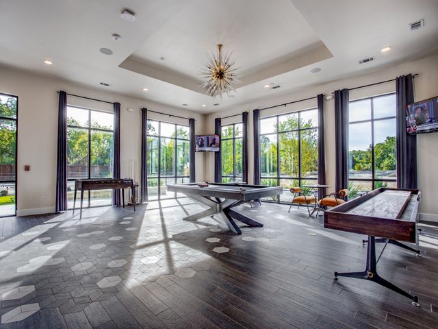 2534 Carmelita Street, Dallas, TX 75212