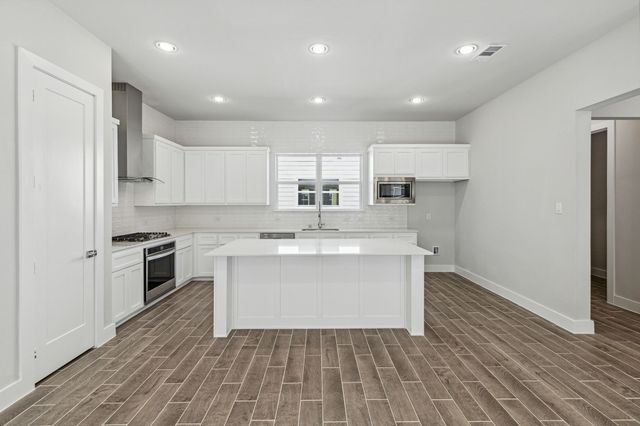 2534 Carmelita Street, Dallas, TX 75212