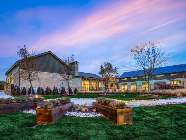 2534 Carmelita Street, Dallas, TX 75212